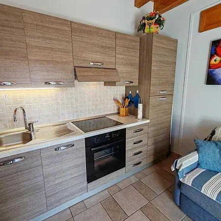 Residenza Silvana A Cielo On The Ground Floor With Parking *