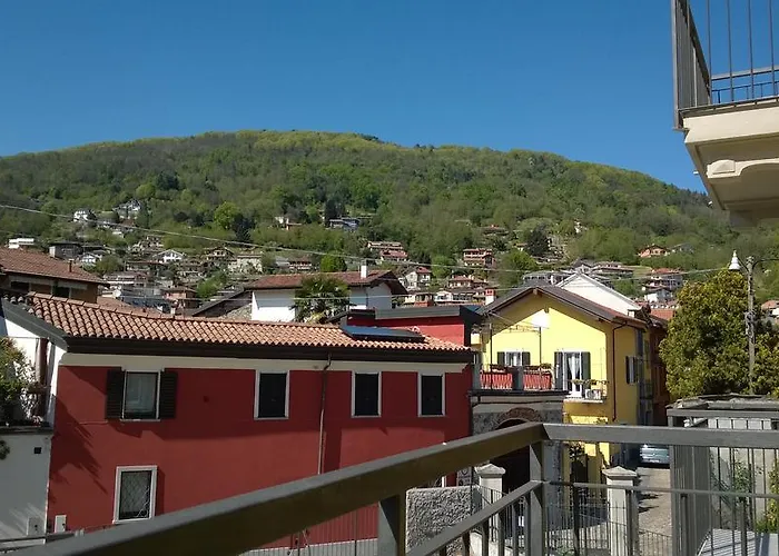 Residenza Silvana A Cielo On The Ground Floor With Parking アパート