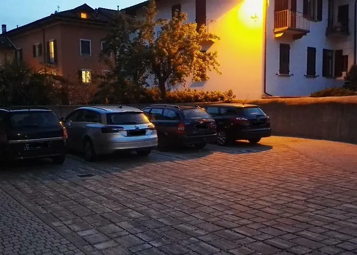 Residenza Silvana A Cielo On The Ground Floor With Parking Διαμέρισμα Βερμπάνια